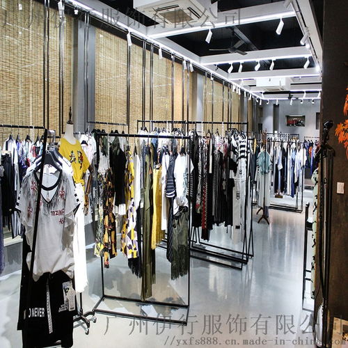 雪之雨蝶 母女夏日時尚折扣指南，揭秘優(yōu)質(zhì)女裝批發(fā)奧秘